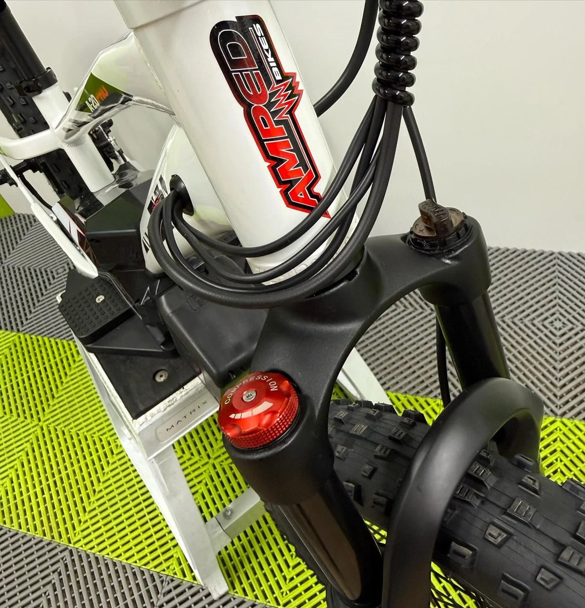 Amped A20 Pro Electric Bike + Riding Gear Bundle - White
