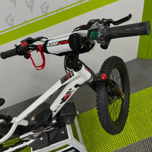 Amped A20 Pro 800W Electric Balance Bike - White