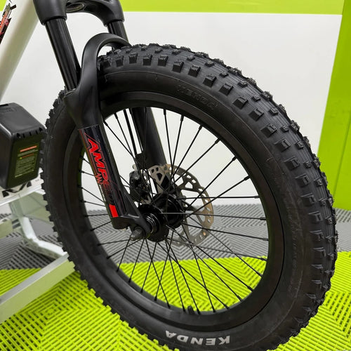 Amped A20 Pro Electric Bike + Riding Gear Bundle - White