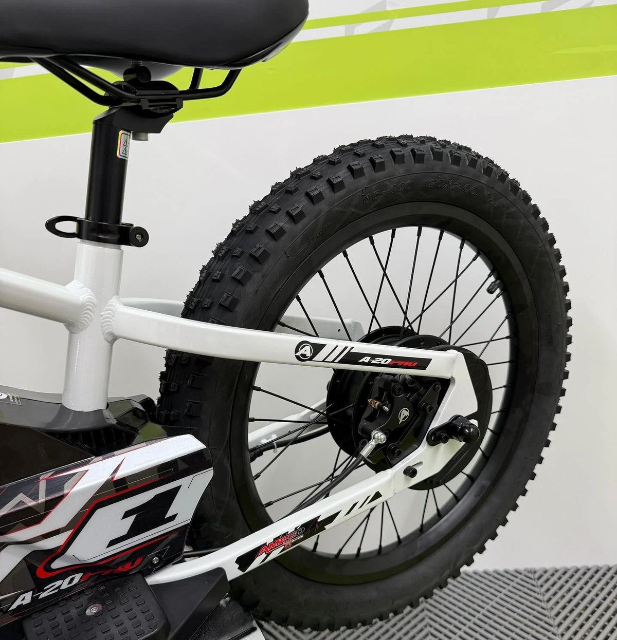 Amped A20 Pro Electric Bike + Riding Gear Bundle - White
