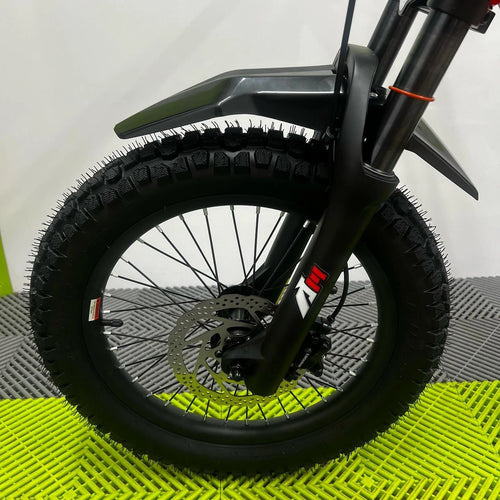 Revvi 18" Electric Bike - Red