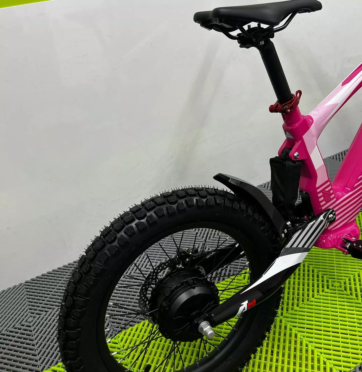 Revvi 18 Electric Bike + Riding Gear Bundle - Pink