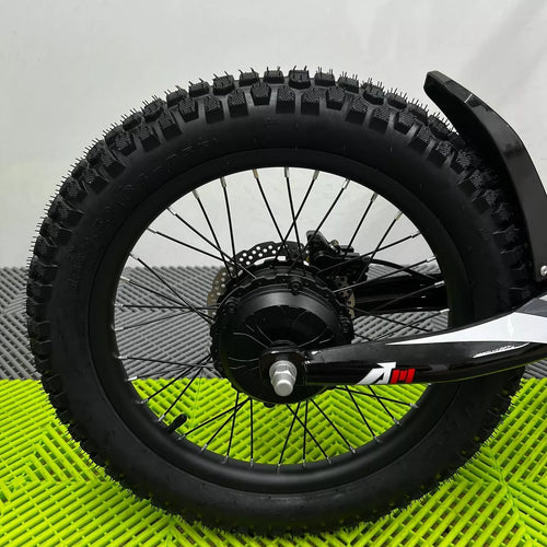 Revvi 18" Electric Bike - Pink